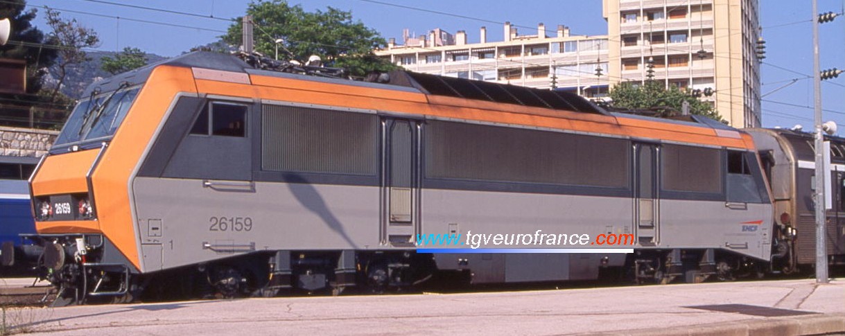 Une BB 26000 SYBIC (la BB 26159) en gare de Toulon (Var)