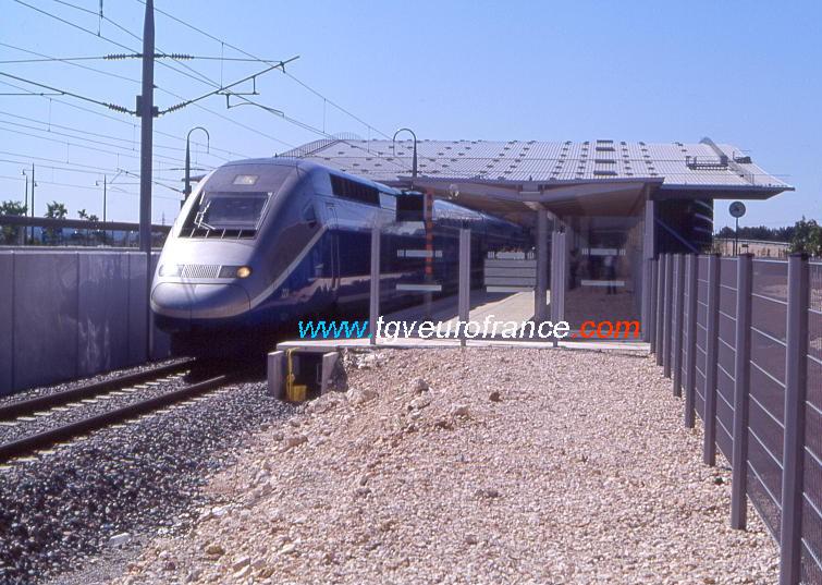 A TGV Duplex train in Aix-en-Provence TGV station